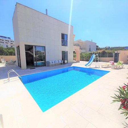 Villa Paula With Private Pool Close To The Beach And Strip Albufeira Exterior foto