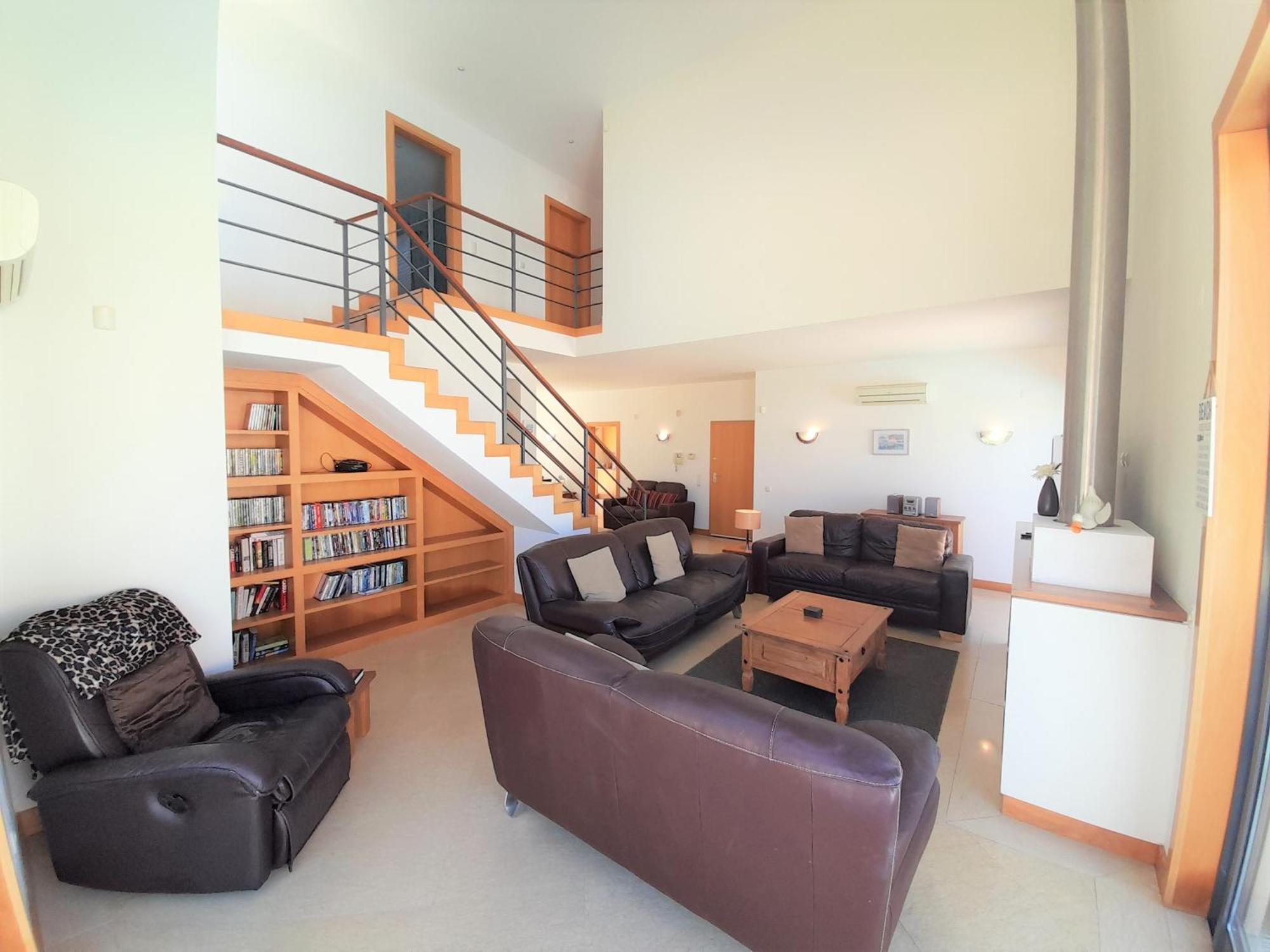 Villa Paula With Private Pool Close To The Beach And Strip Albufeira Exterior foto