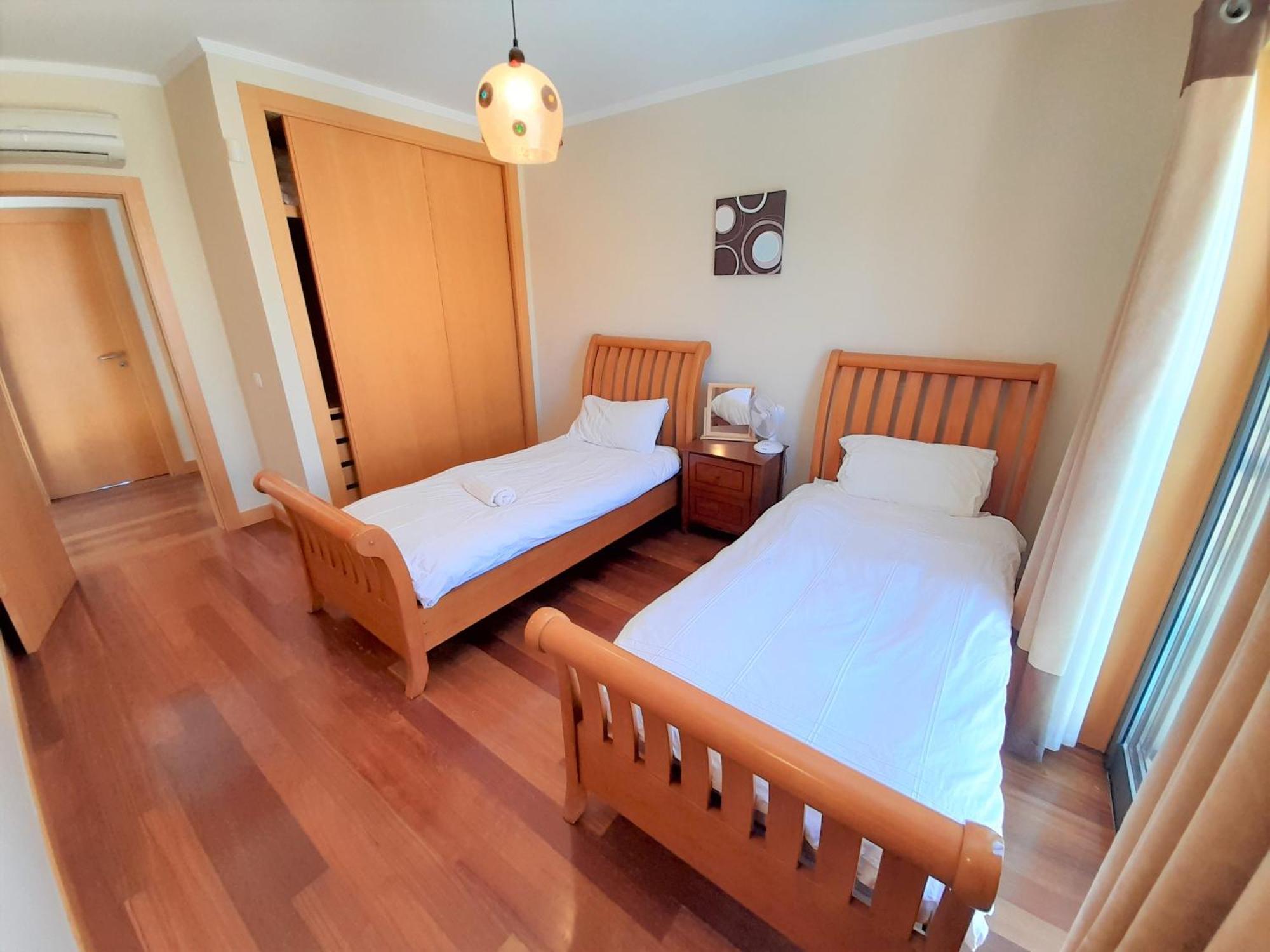 Villa Paula With Private Pool Close To The Beach And Strip Albufeira Exterior foto